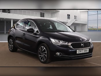 DS Automobiles - DS 4