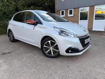Used Peugeot 208 2016 for sale - 79116347: Photo