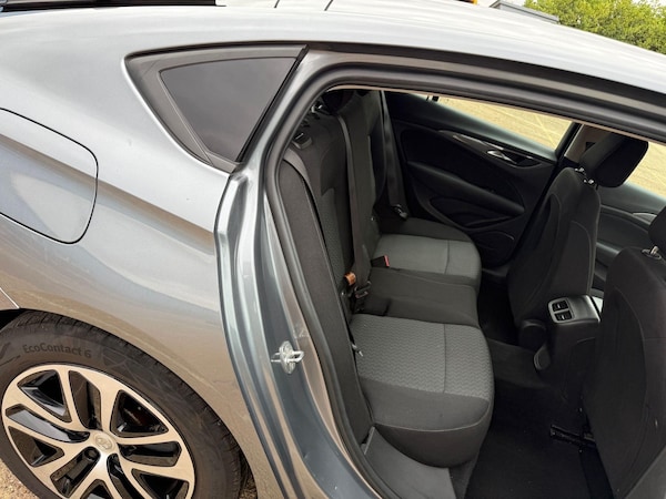 Used Vauxhall Insignia 2019 for sale - 75351151: Photo 7