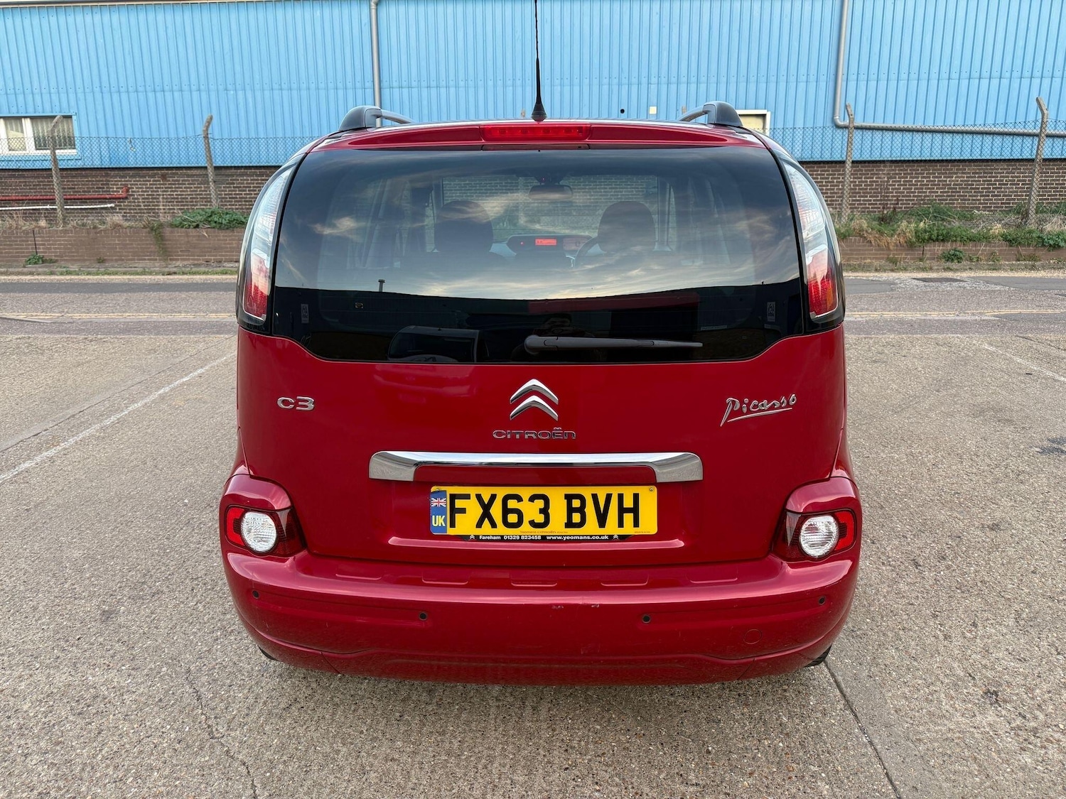 Used Citroen C3 Picasso 2013 for sale - 76109347: Photo 6