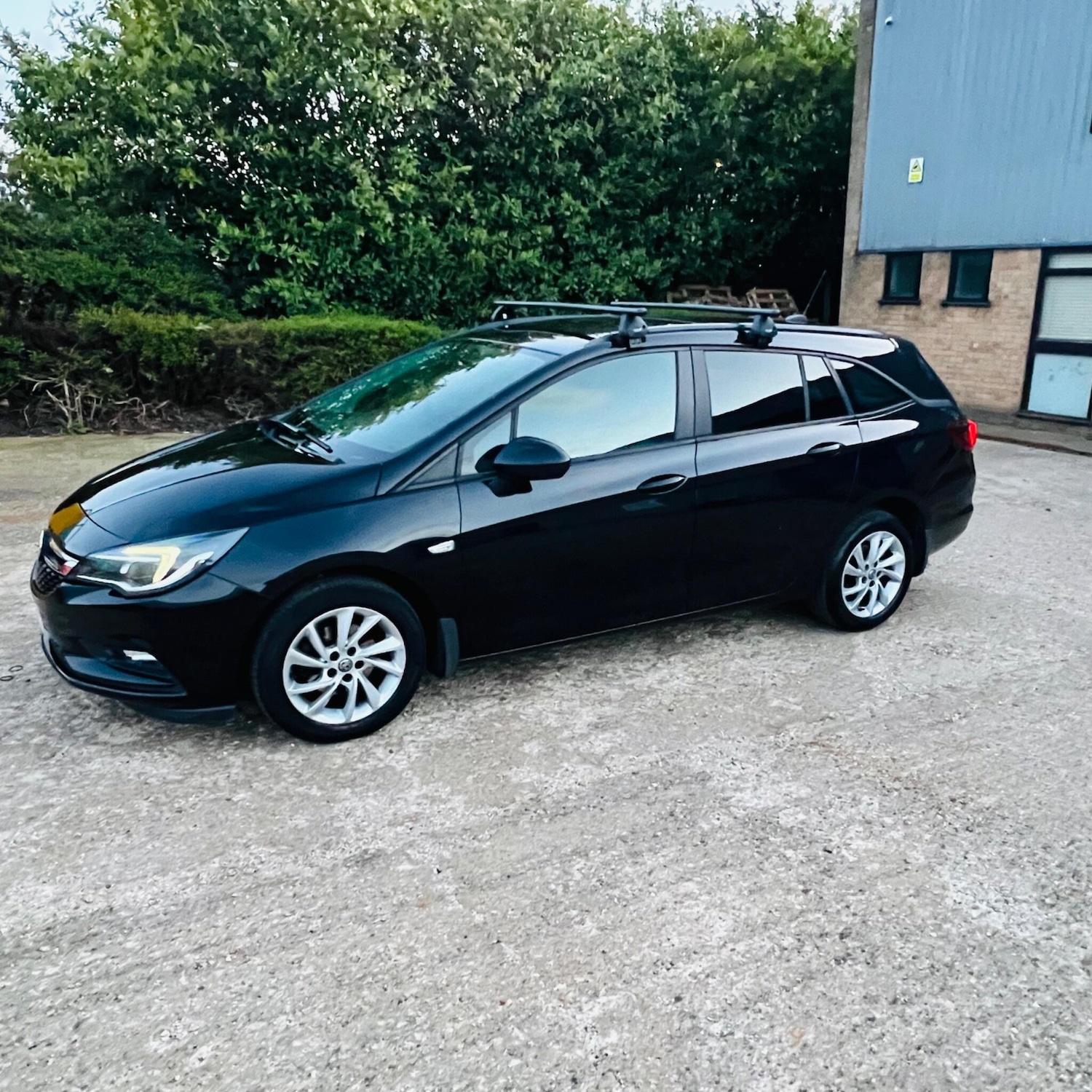 Used Vauxhall Astra 2018 for sale - 78020365: Photo 10