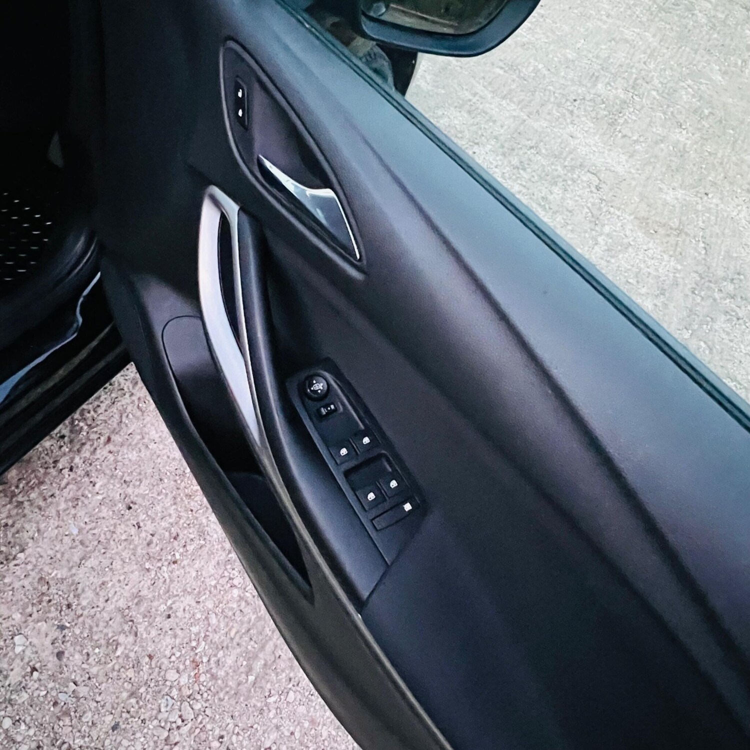 Used Vauxhall Astra 2018 for sale - 78020365: Photo 12