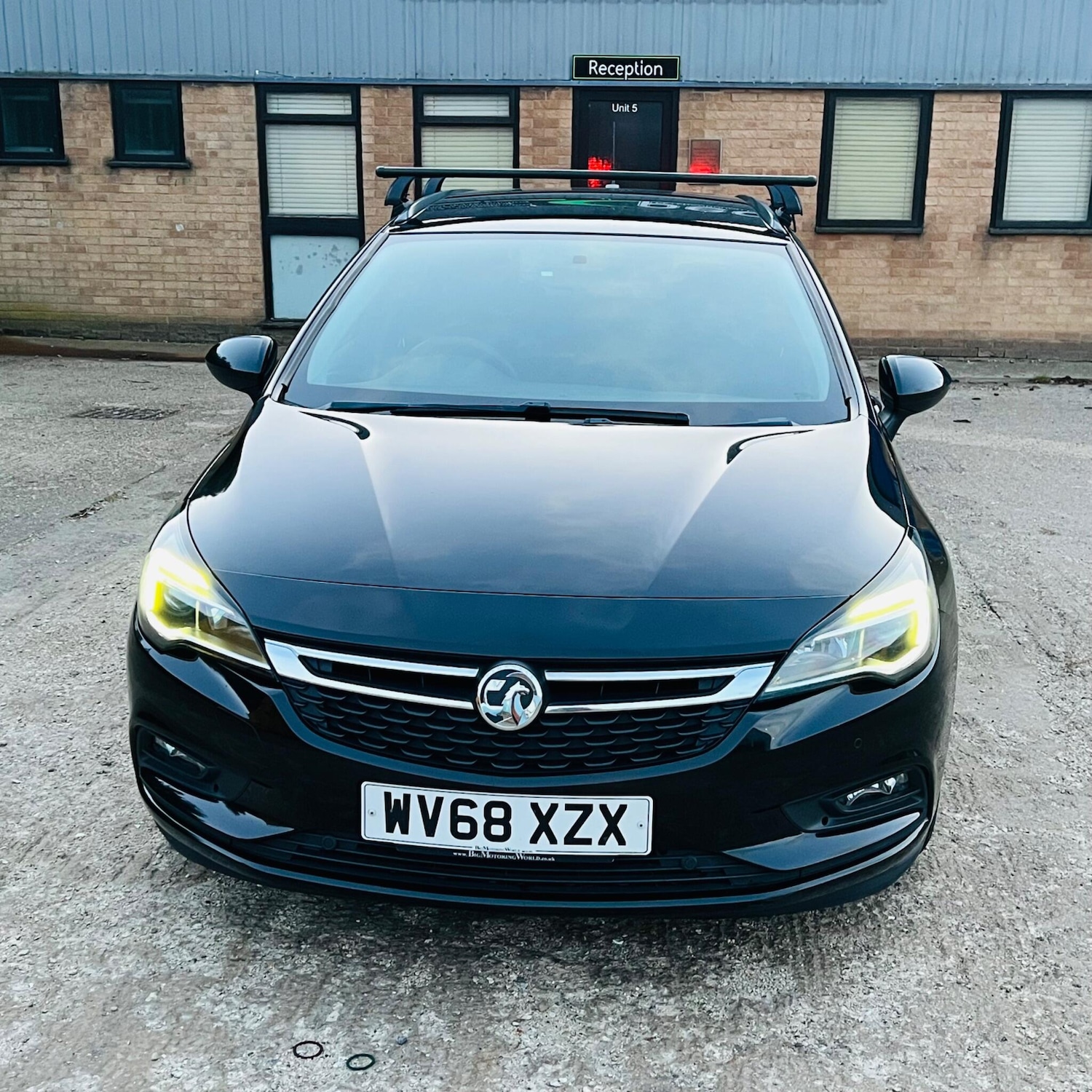 Used Vauxhall Astra 2018 for sale - 78020365: Photo 3
