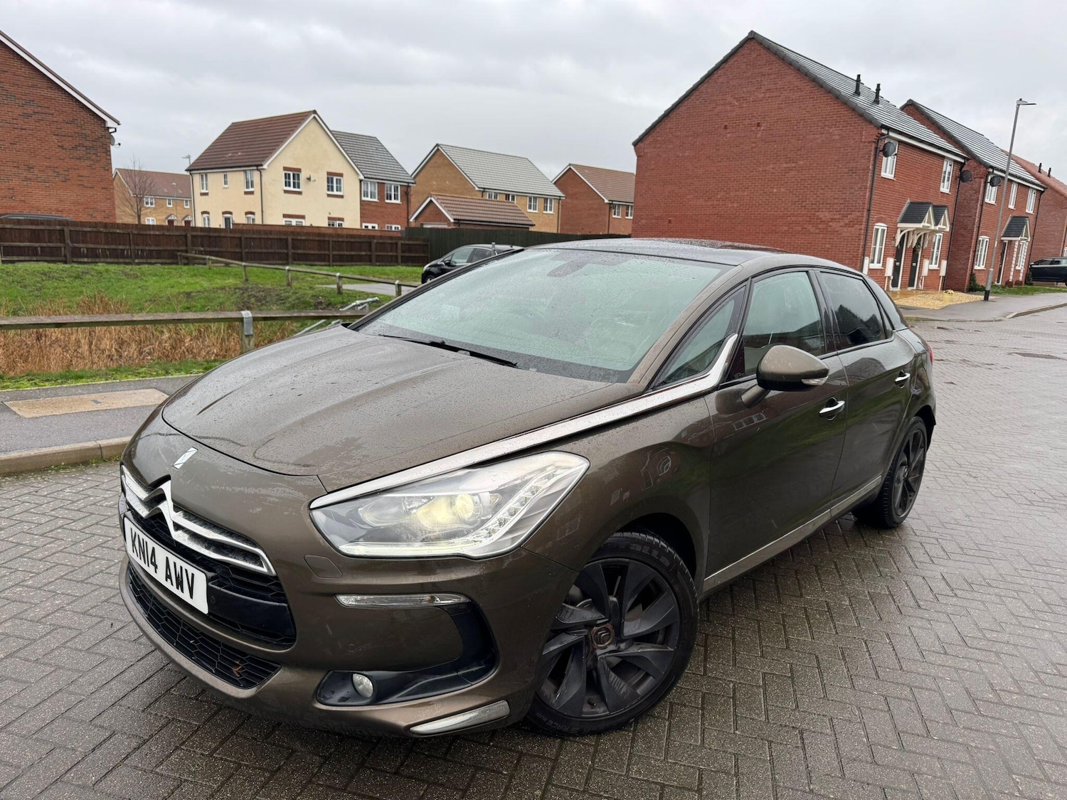 Used Citroen DS5 2014 for sale - 76964987: Photo 2