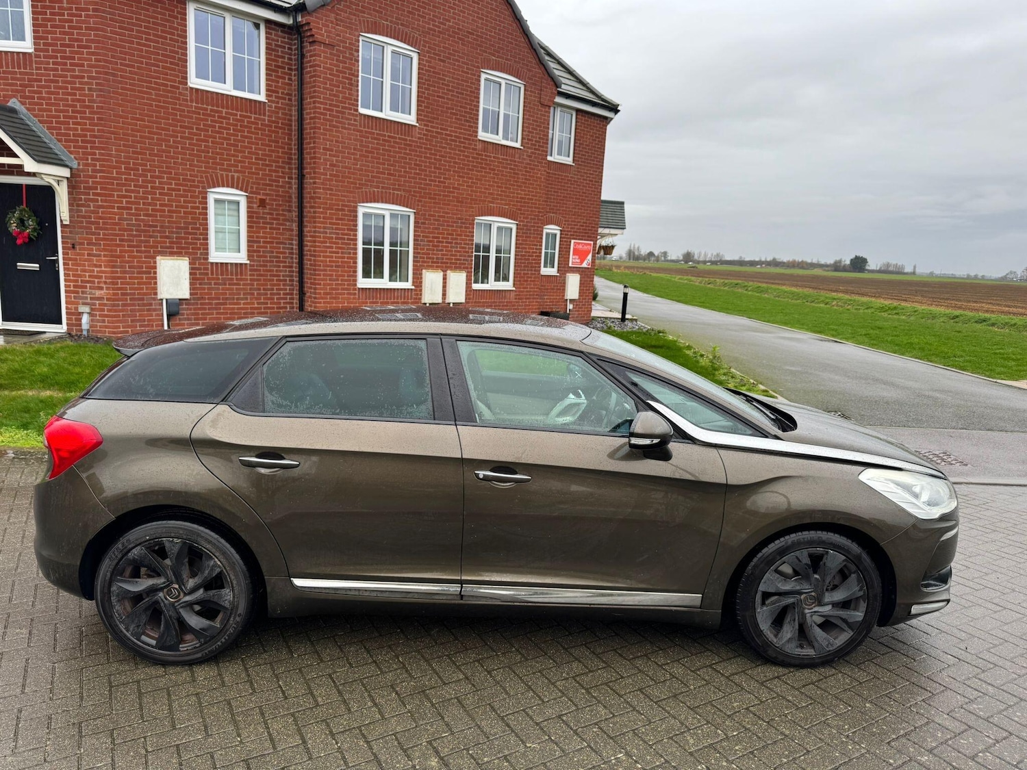 Used Citroen DS5 2014 for sale - 76964987: Photo 4