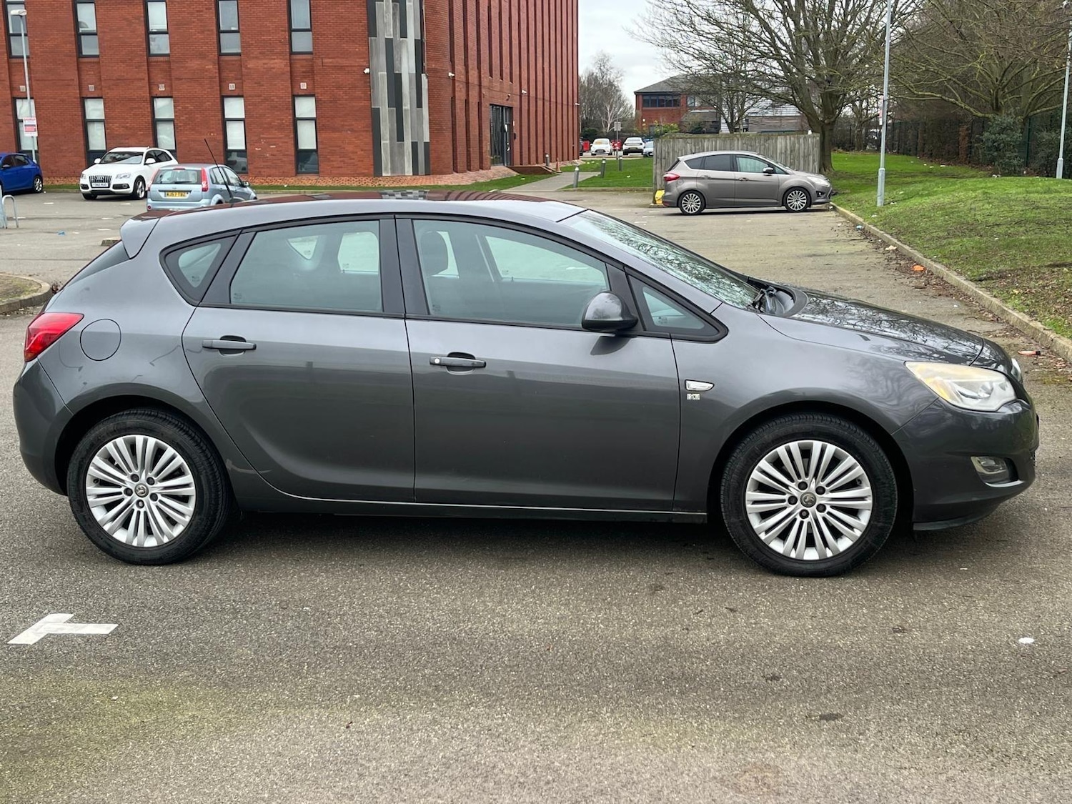 Used Vauxhall Astra 2011 for sale - 77612719: Photo 10