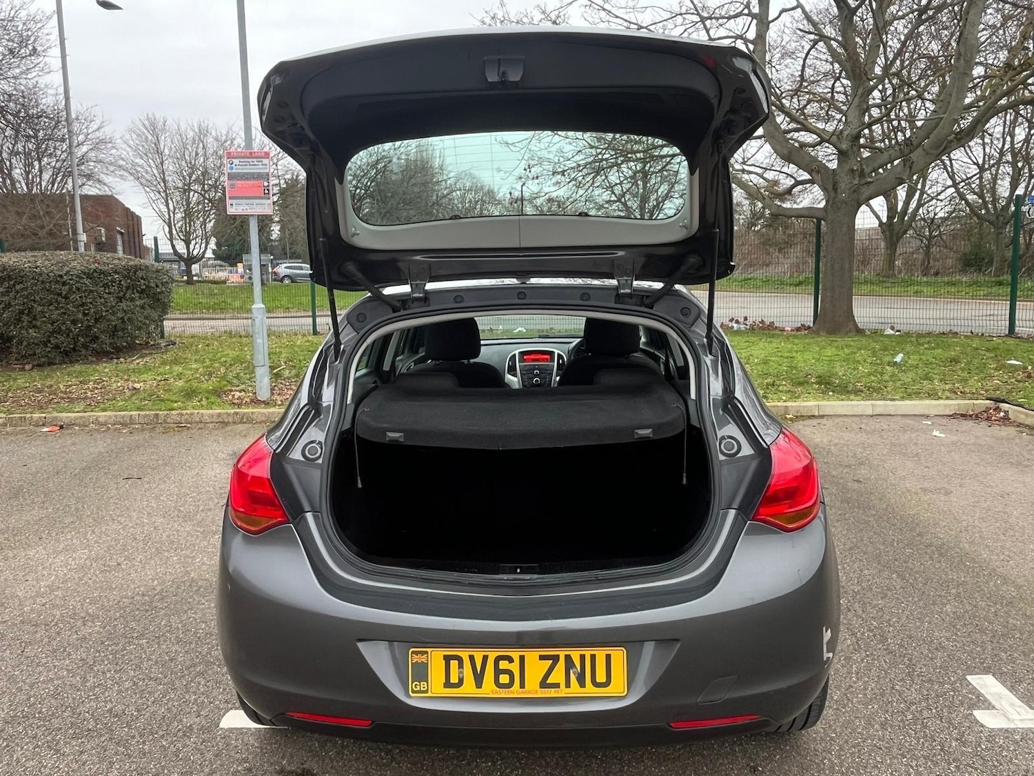 Used Vauxhall Astra 2011 for sale - 77612719: Photo 16