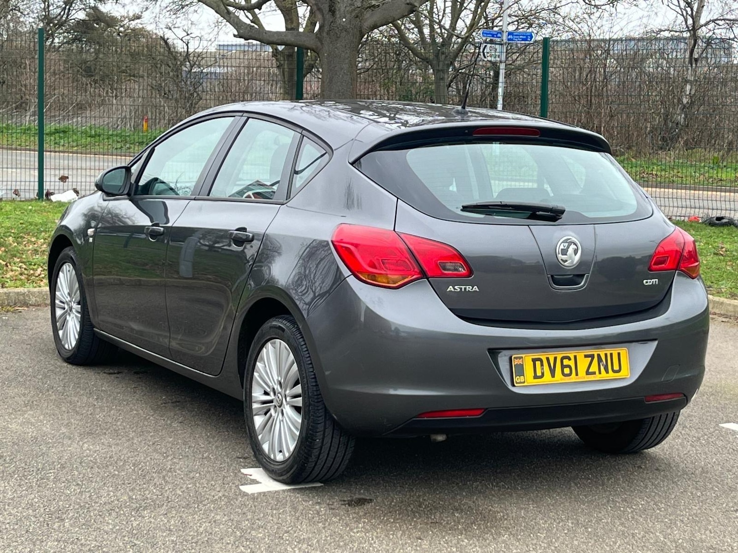 Used Vauxhall Astra 2011 for sale - 77612719: Photo 17
