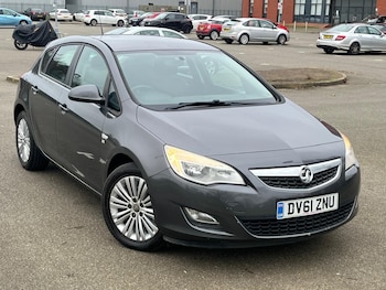 2011 (61) - 1.7 CDTi 16V ecoFLEX Excite 5dr