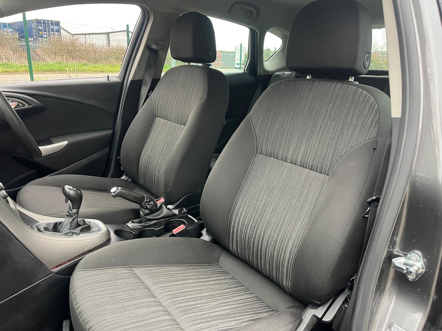 Used Vauxhall Astra 2011 for sale - 77612719: Photo 25