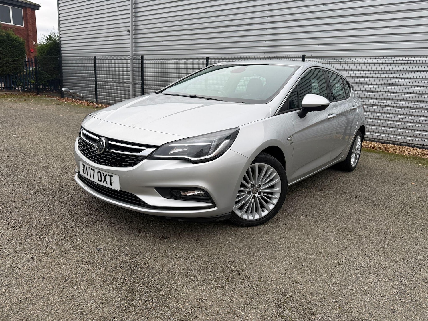 Used Vauxhall Astra 2017 for sale - 76645194: Photo 5