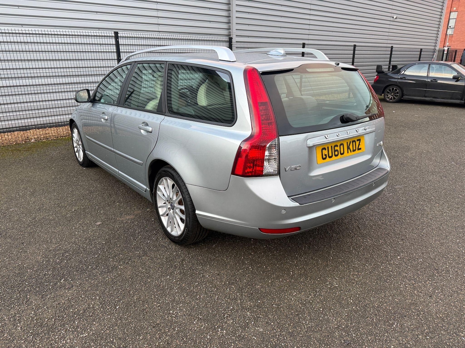 Used Volvo V50 2010 for sale - 77175742: Photo 16