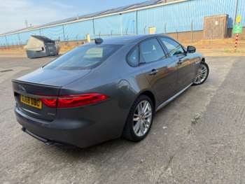 Used Jaguar XF 2018 for sale - 74935529: Photo