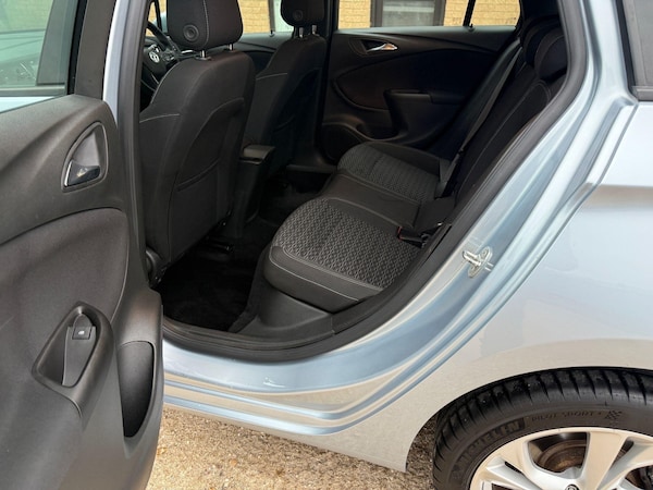 Used Vauxhall Astra 2019 for sale - 76214125: Photo 7