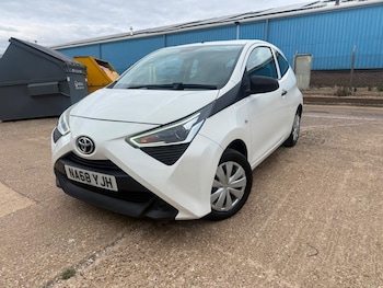 Used Toyota AYGO 2019 for sale - 79520496: Photo