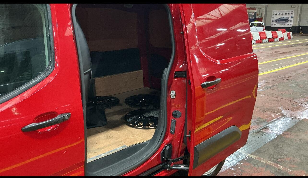 Used Citroen Berlingo 2024 for sale - 76645858: Photo 10