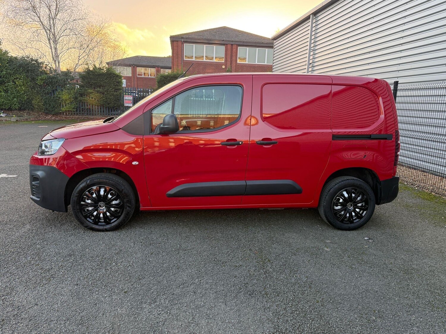 Used Citroen Berlingo 2024 for sale - 76645858: Photo 22