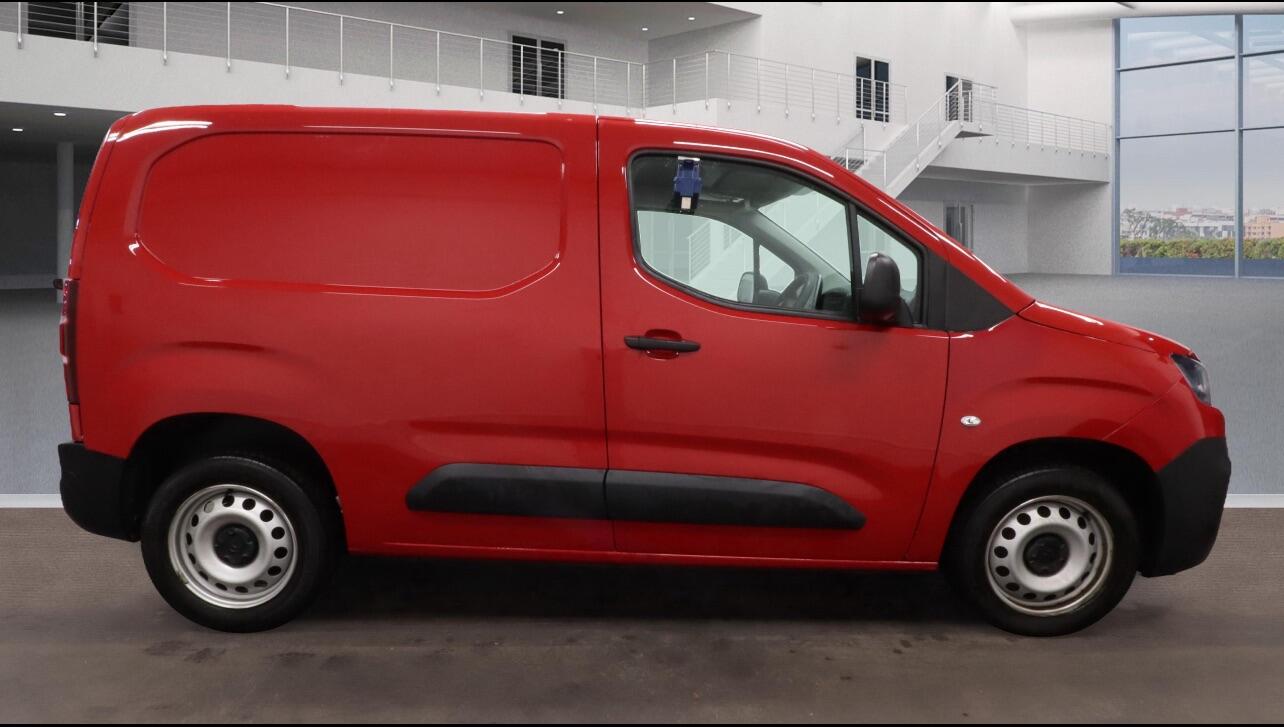 Used Citroen Berlingo 2024 for sale - 76645858: Photo 5