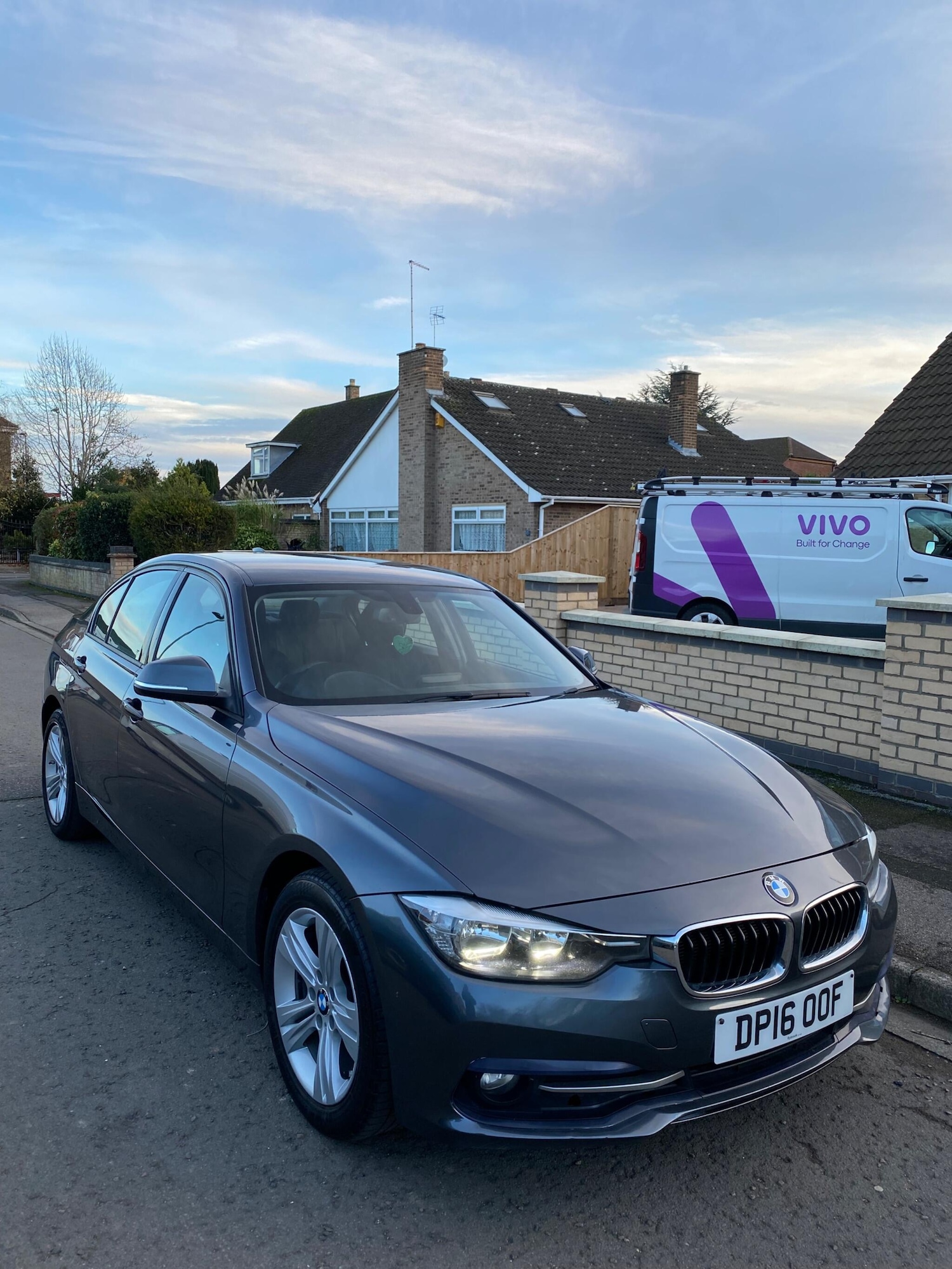 Used BMW 3 Series 2016 for sale - 76802076: Photo 2