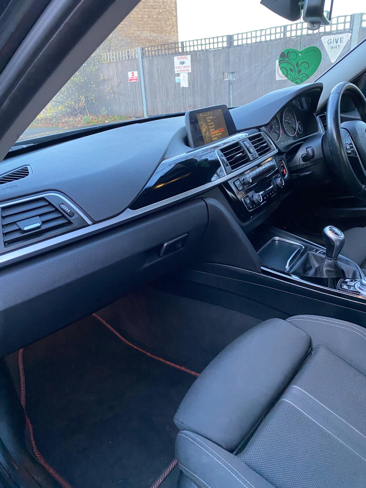 Used BMW 3 Series 2016 for sale - 76802076: Photo 30