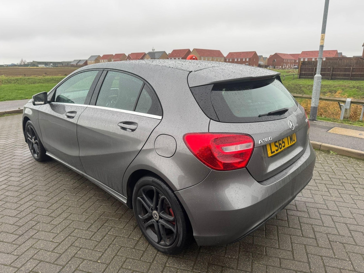 Used Mercedes-Benz A-Class 2015 for sale - 76992327: Photo 3