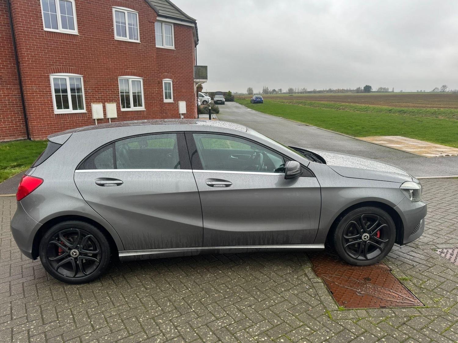 Used Mercedes-Benz A-Class 2015 for sale - 76992327: Photo 5