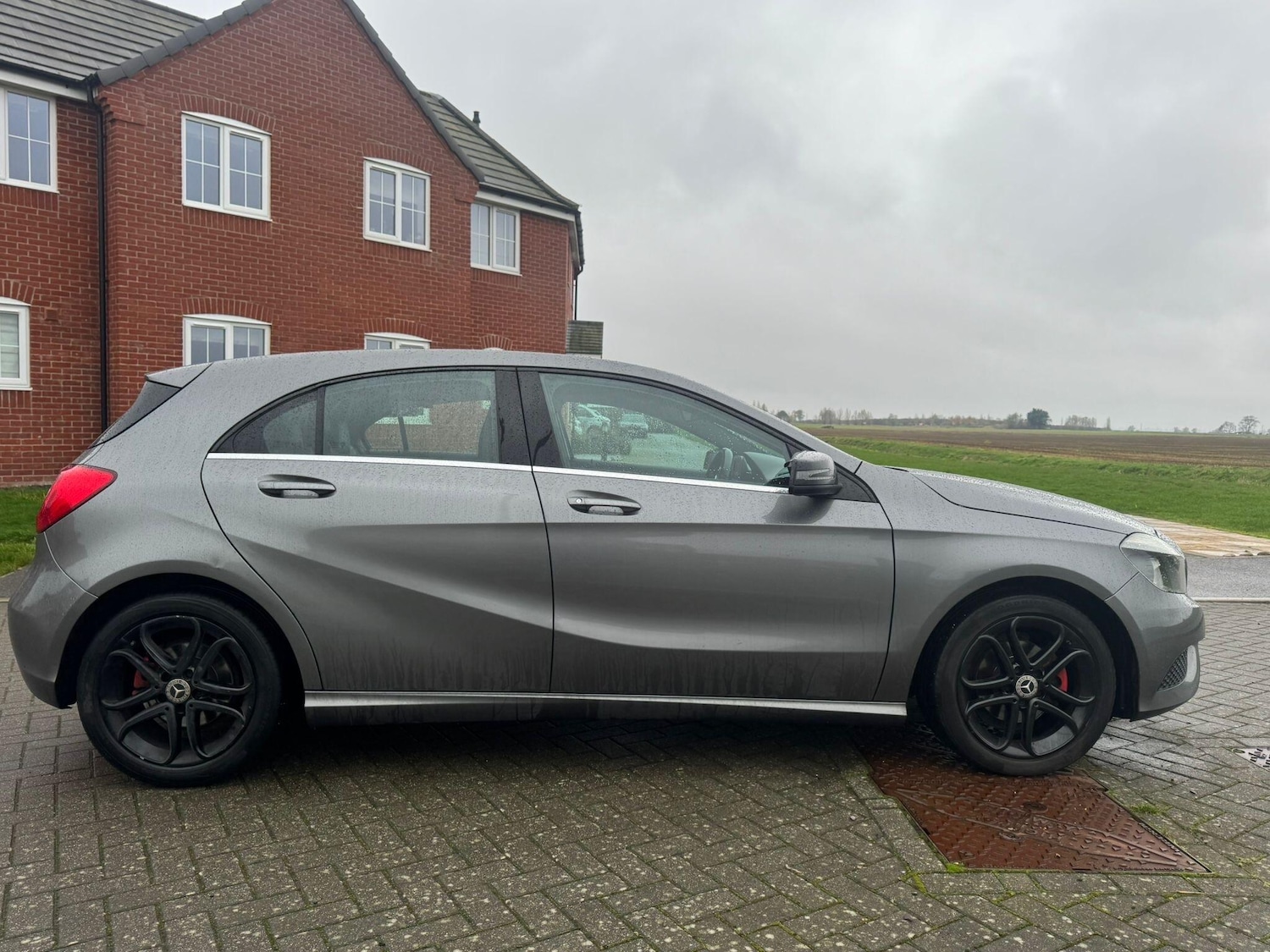 Used Mercedes-Benz A-Class 2015 for sale - 76992327: Photo 8