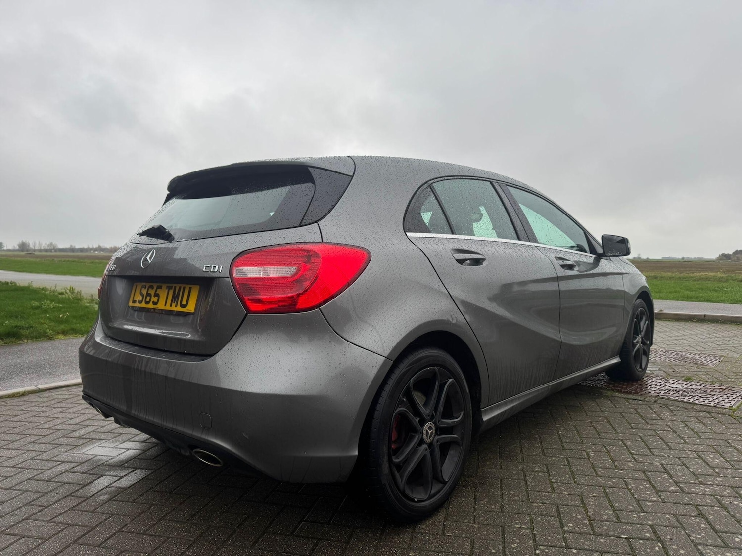 Used Mercedes-Benz A-Class 2015 for sale - 76992327: Photo 9