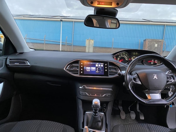 Used Peugeot 308 2017 for sale - 76238890: Photo 12