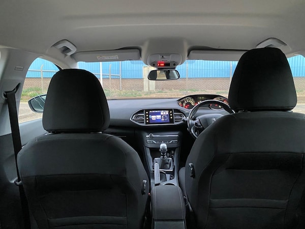 Used Peugeot 308 2017 for sale - 76238890: Photo 15