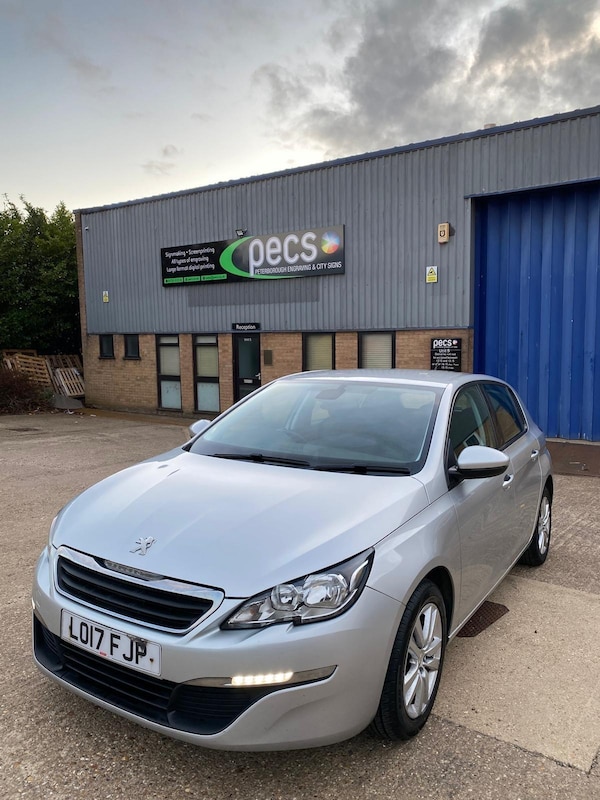 Used Peugeot 308 2017 for sale - 76238890: Photo 4