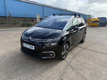 Used Citroen C4 Grand Picasso 2017 for sale - 76189949: Photo 2
