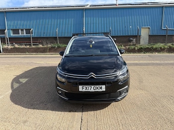 Used Citroen C4 Grand Picasso 2017 for sale - 76189949: Photo 3