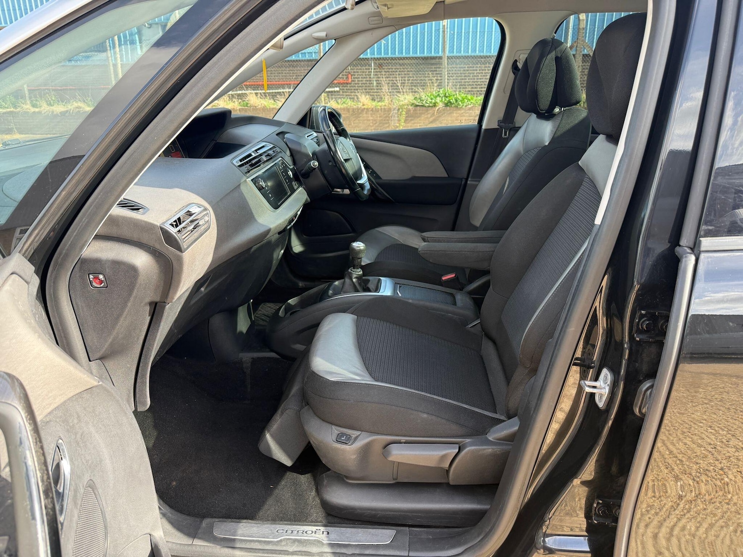 Used Citroen C4 Grand Picasso 2017 for sale - 76189949: Photo 7