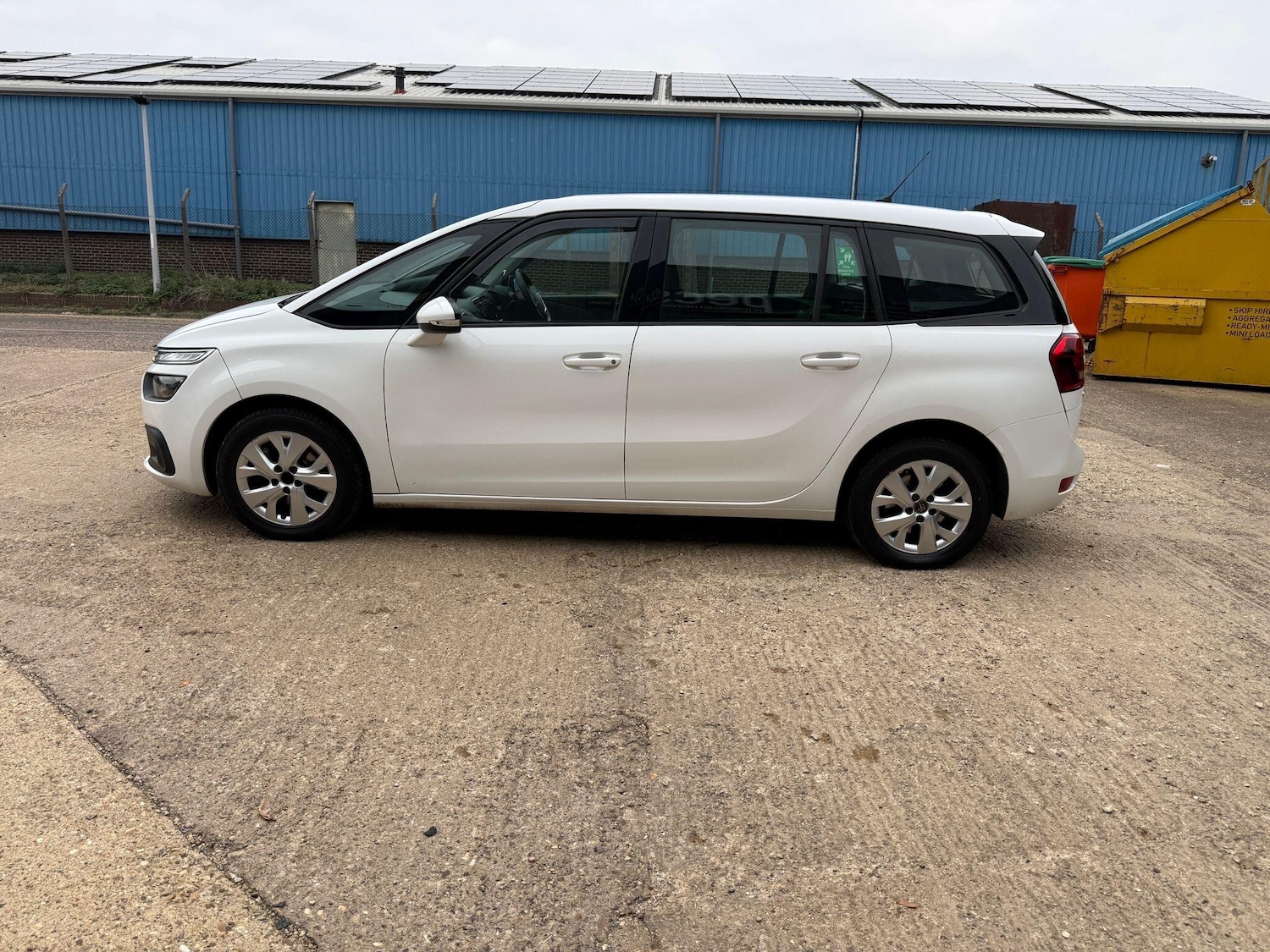 Used Citroen C4 Grand Picasso 2018 for sale - 76294774: Photo 2
