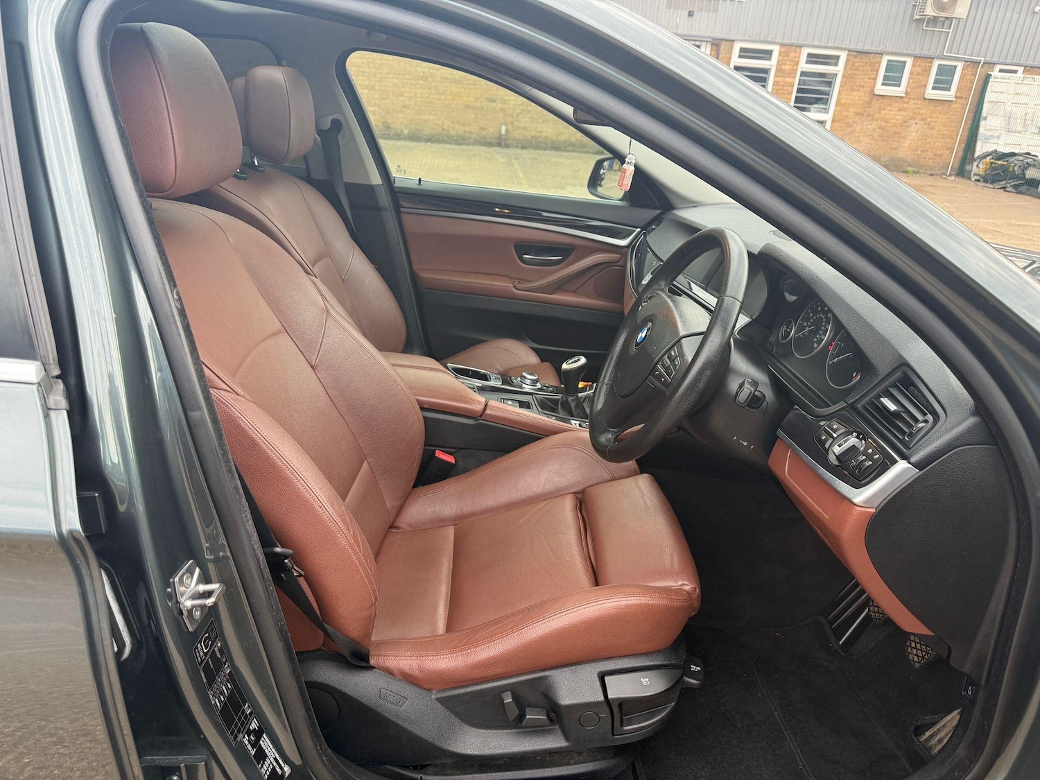 Used BMW 5 Series 2012 for sale - 76612907: Photo 3