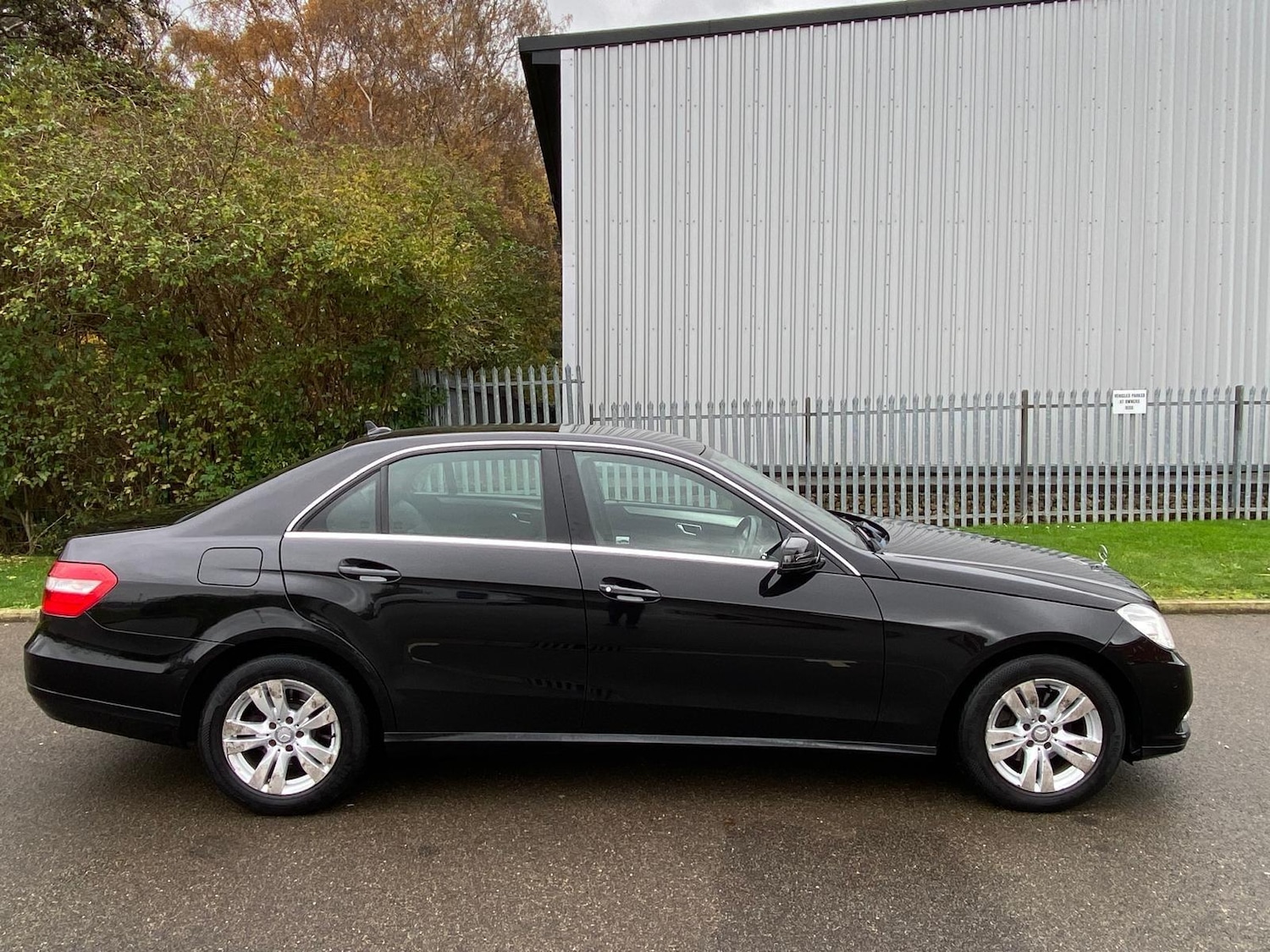 Used Mercedes-Benz E Class 2013 for sale - 76561607: Photo 12