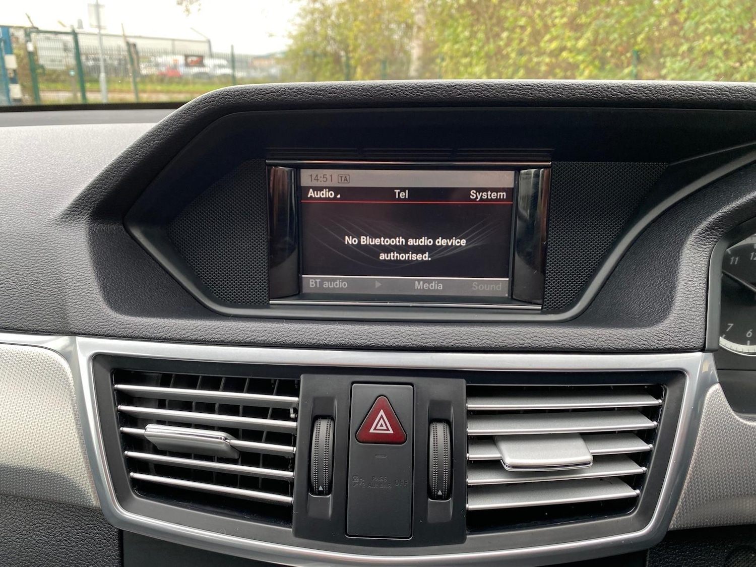 Used Mercedes-Benz E Class 2013 for sale - 76561607: Photo 23