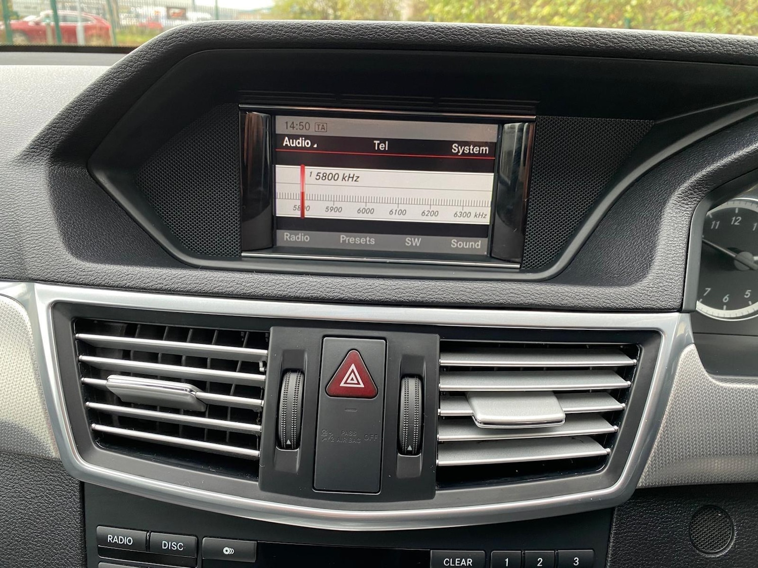 Used Mercedes-Benz E Class 2013 for sale - 76561607: Photo 26