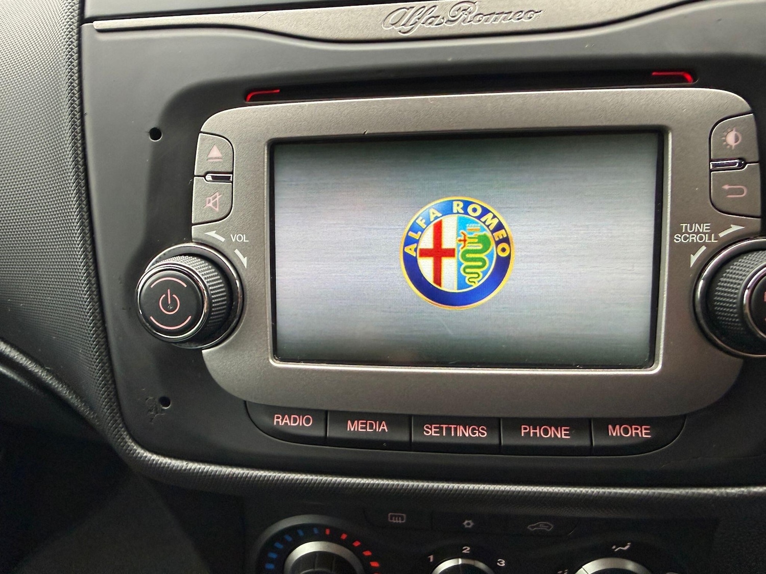 Used Alfa Romeo MiTo 2018 for sale - 77254608: Photo 11