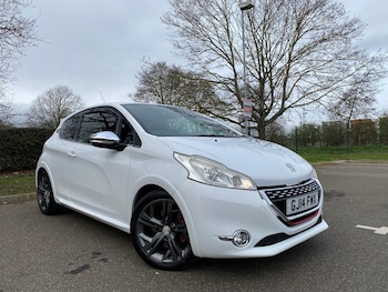 Peugeot 208 feature image