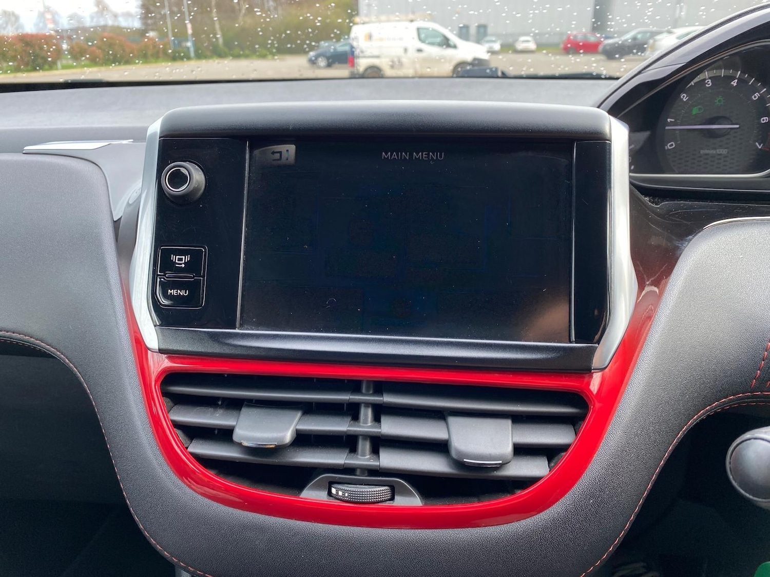 Used Peugeot 208 2014 for sale - 77898455: Photo 24