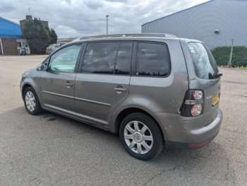 Used Volkswagen Touran 2008 for sale - 74596001: Photo