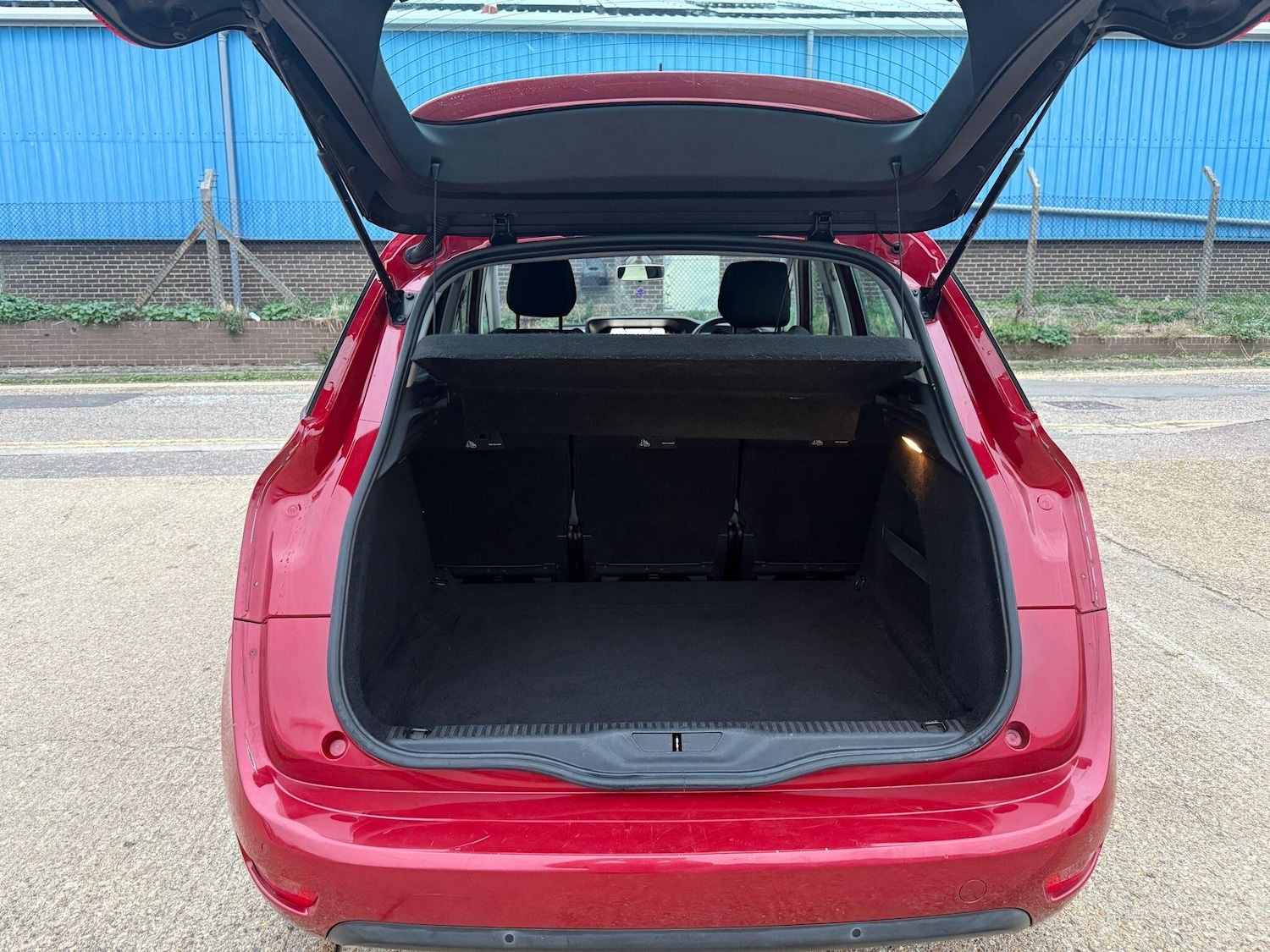 Used Citroen C4 Picasso 2014 for sale - 76239562: Photo 3