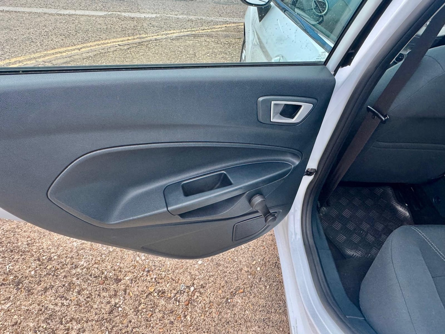 Used Ford Fiesta 2012 for sale - 77066989: Photo 29