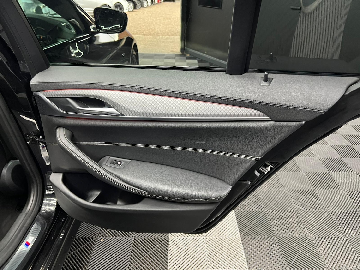 Used BMW 5 Series 2018 for sale - 76952575: Photo 46