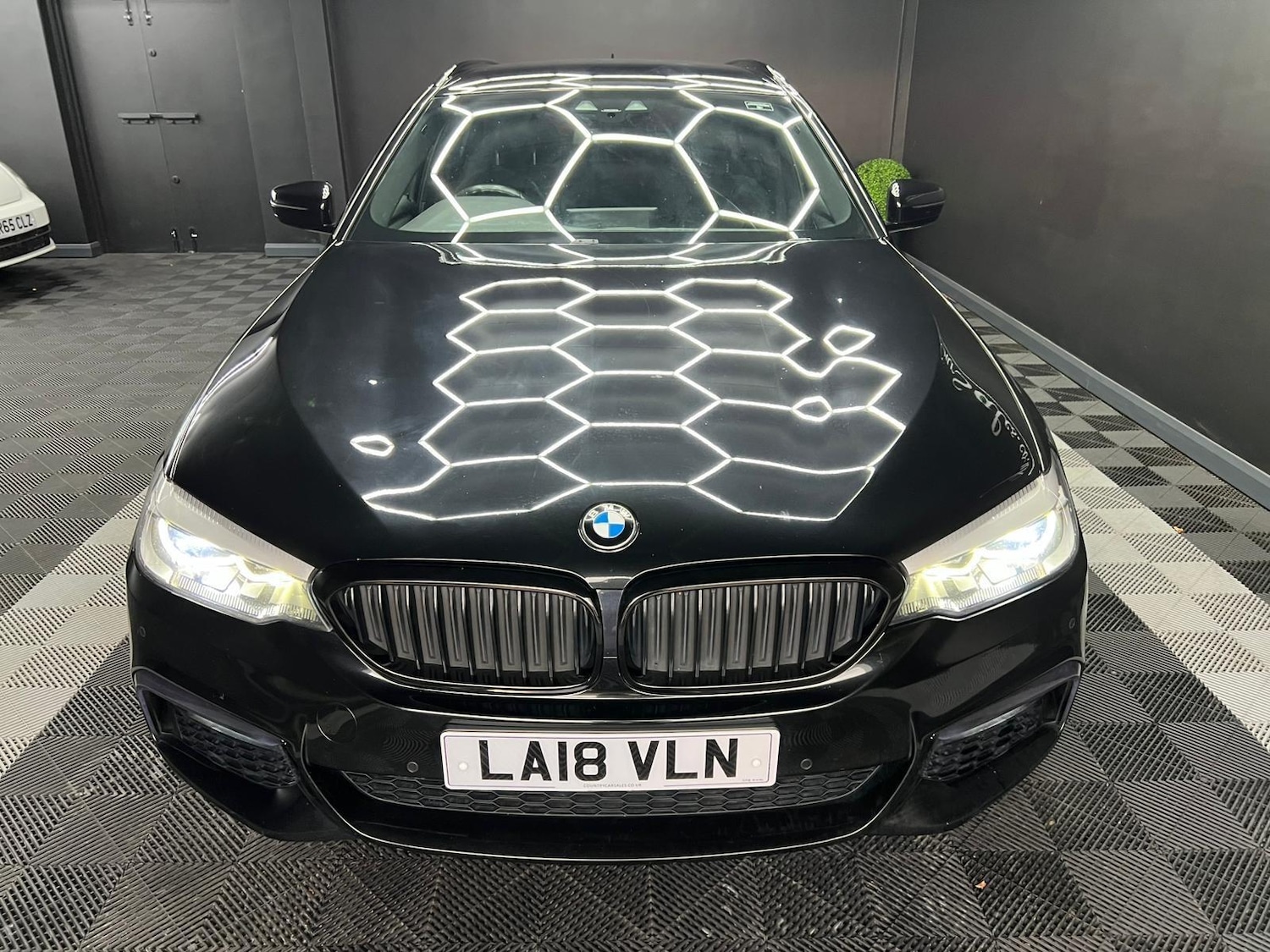 Used BMW 5 Series 2018 for sale - 76952575: Photo 9