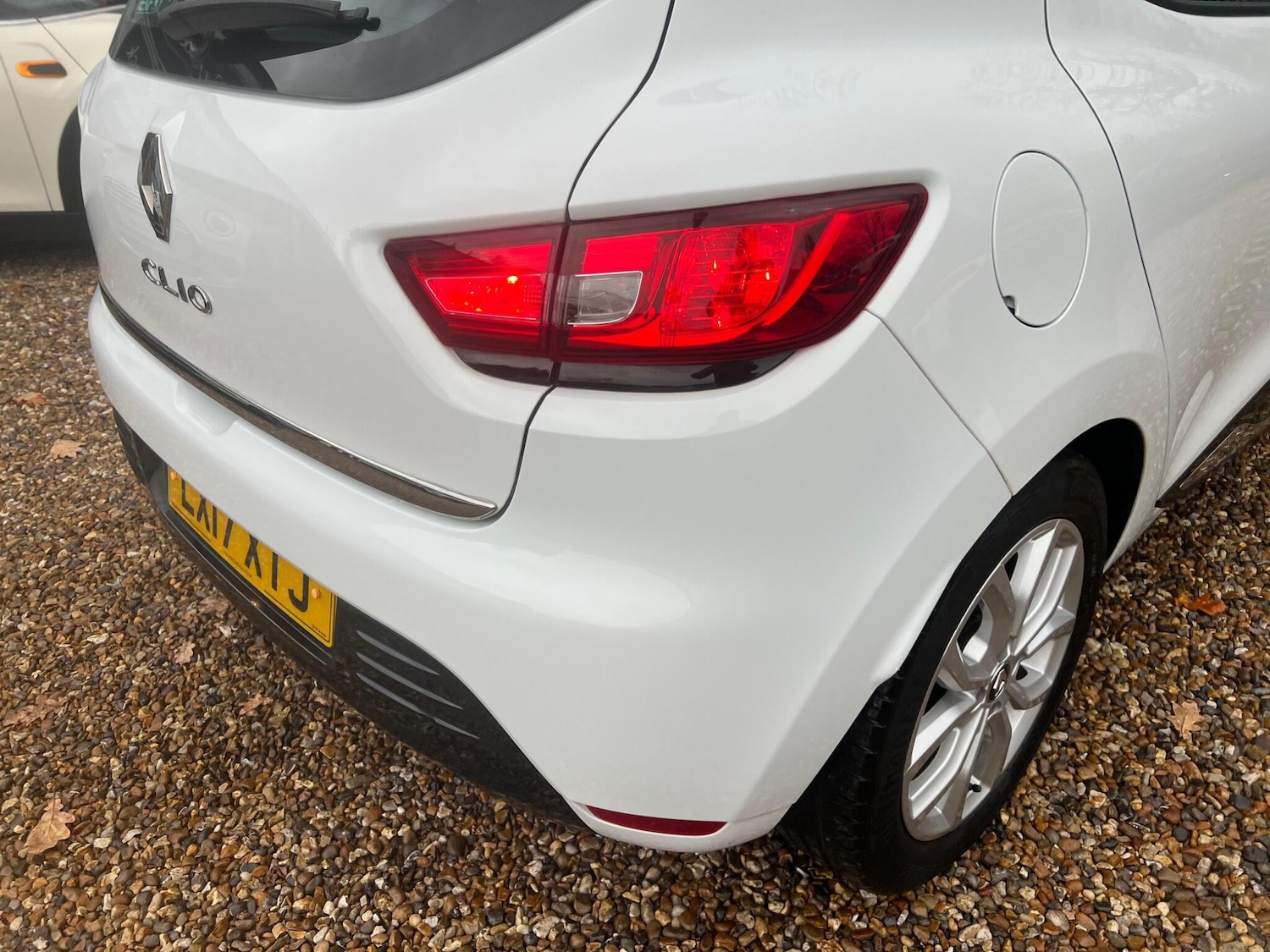 Used Renault Clio 2017 for sale - 76647519: Photo 20