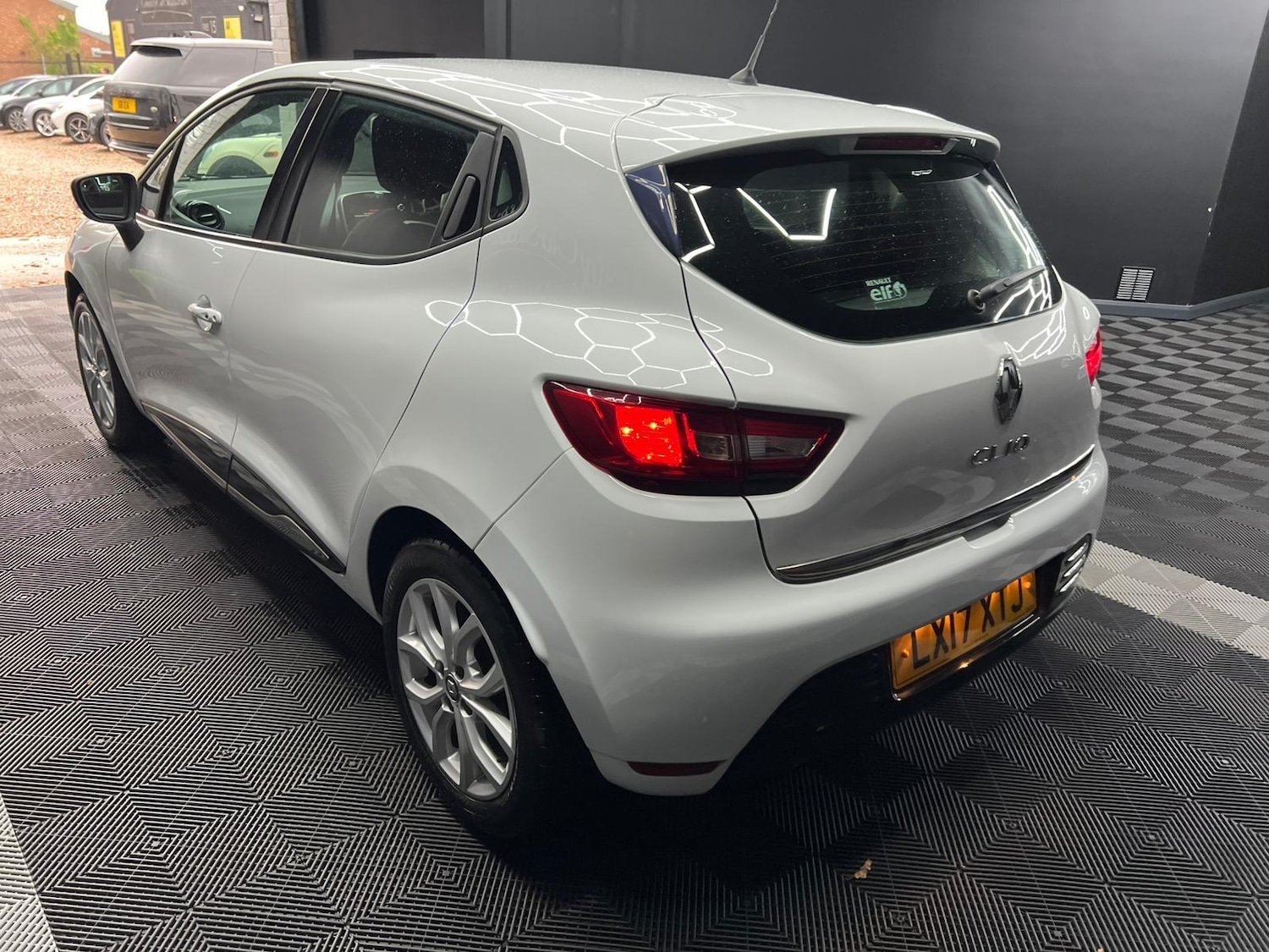 Used Renault Clio 2017 for sale - 76647519: Photo 7