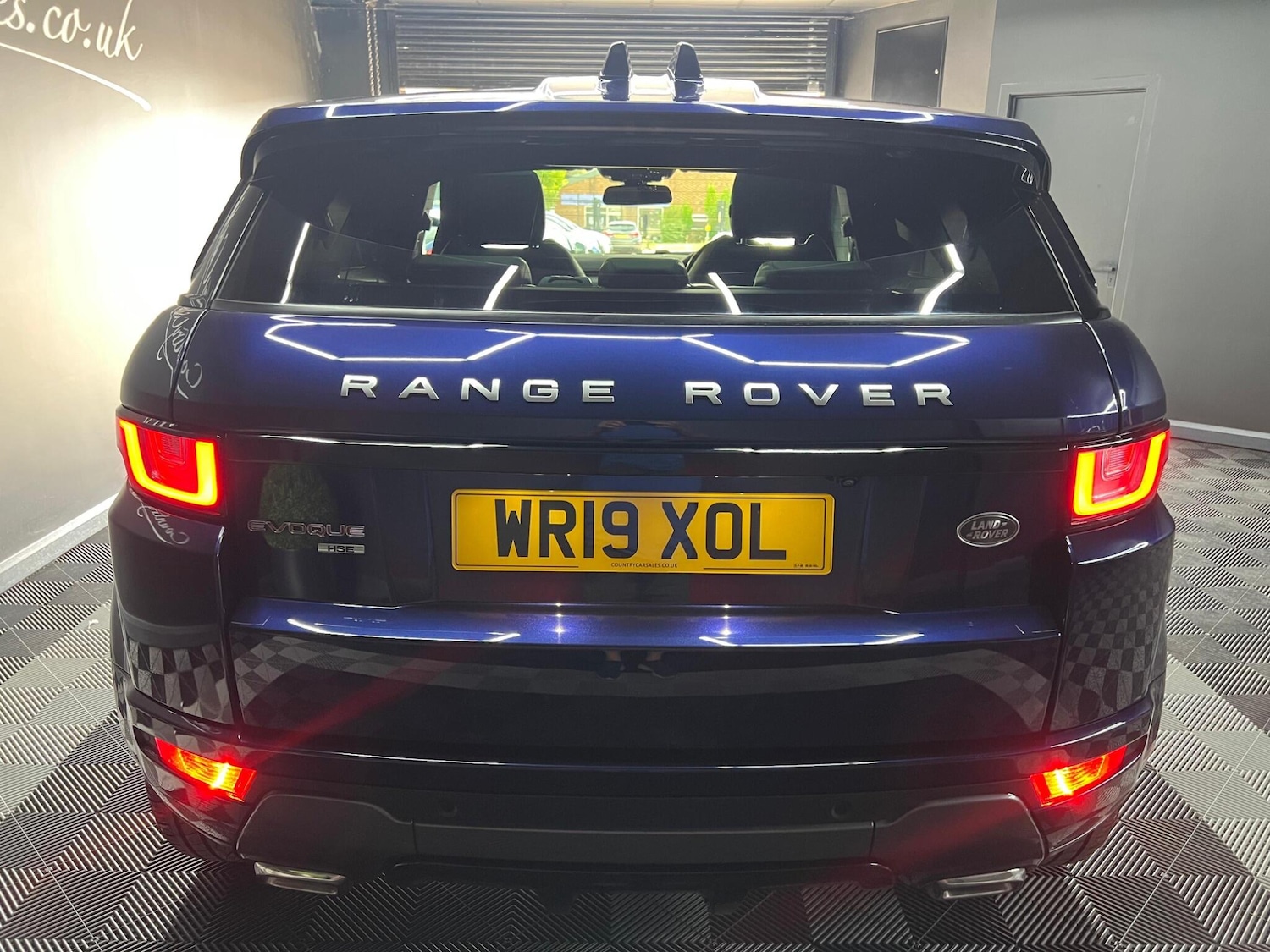 Used Land Rover Range Rover Evoque 2019 for sale - 76644947: Photo 10